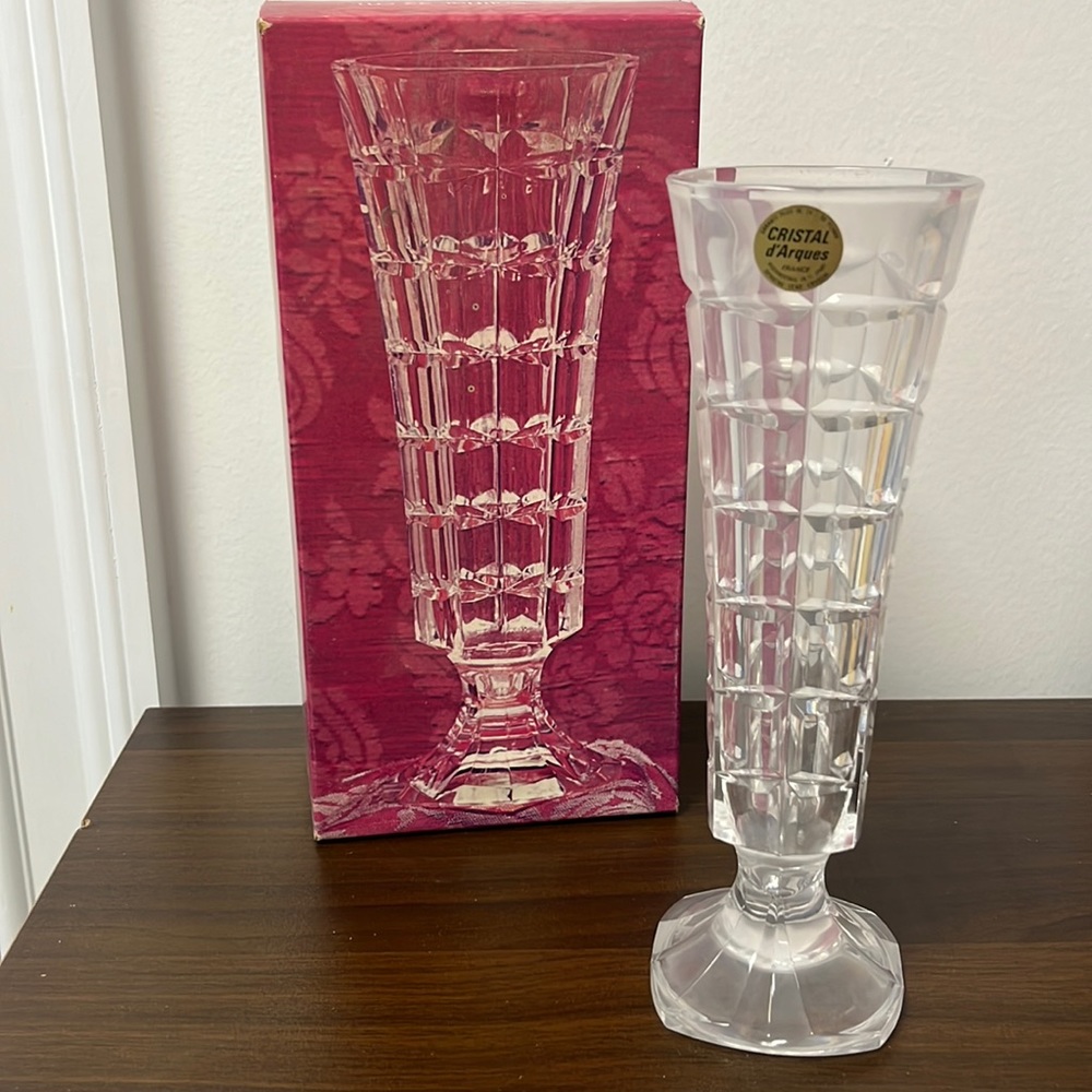 CRISTAL D ARQUES VINTAGE VASE